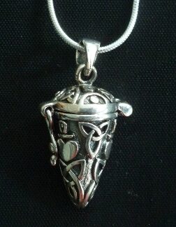 Sterling Silver Hinged Claddagh/Trinity Knot Necklace