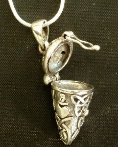 Alternative view of Sterling Silver Hinged Claddagh/Trinity Knot Necklace