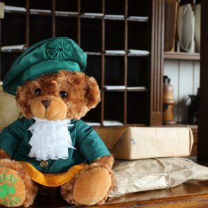 Alternative view of Logan - The Irish Piper - Registered Irish Bear