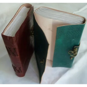 Alternative view of Green Trinity Knot Leather Bound Parchment Journal
