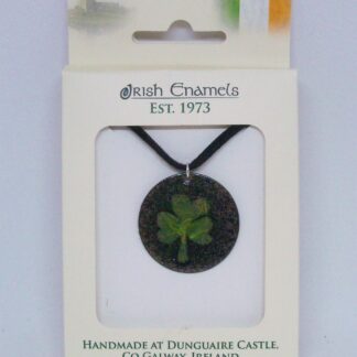 Irish Enamels: Shamrock are Supposed to be Green Necklace! Gorgeous!