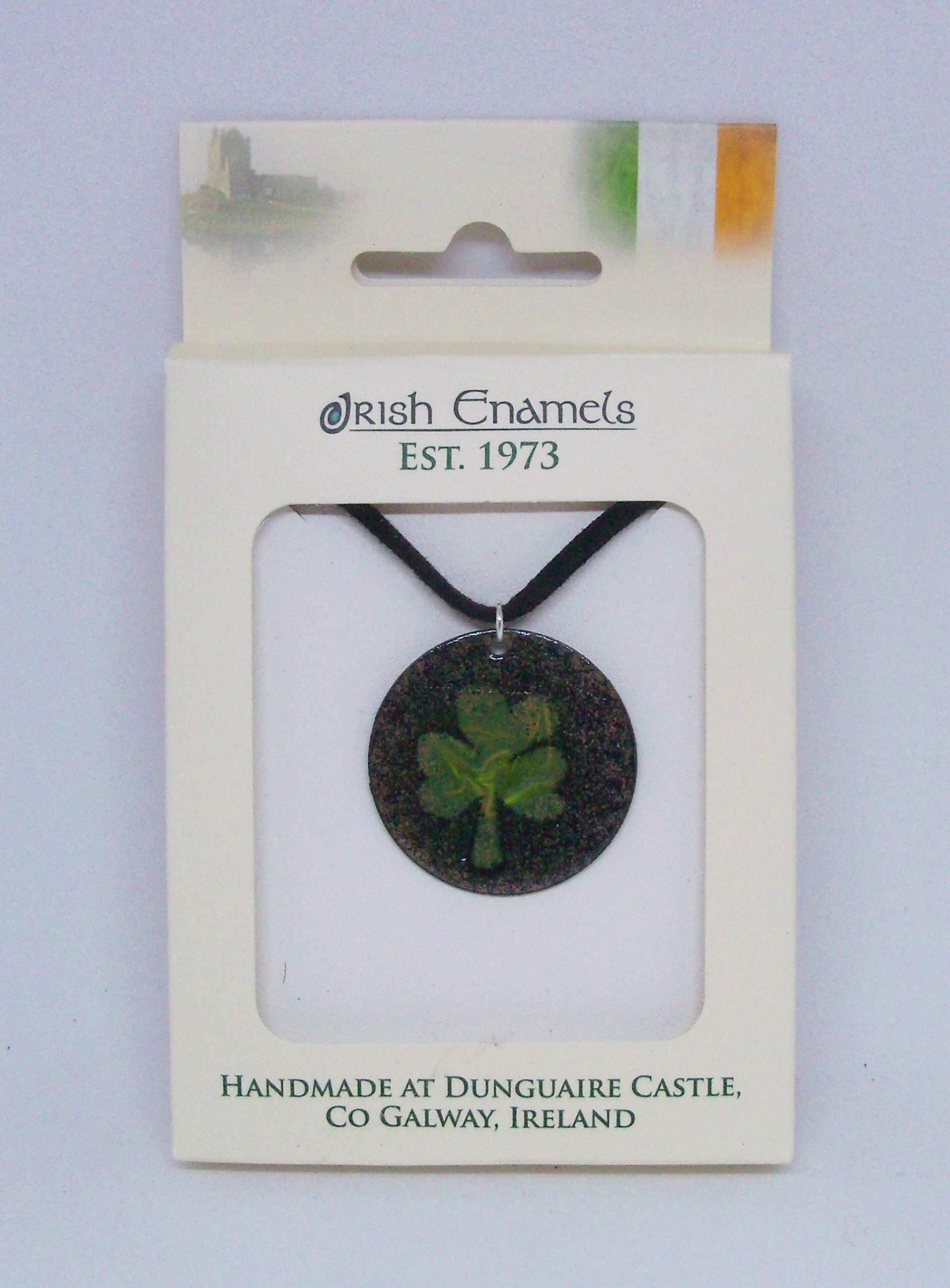 Irish Enamels: Shamrock are Supposed to be Green Necklace! Gorgeous!