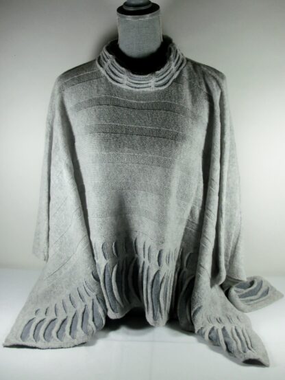 OMG! McConnell Woollen Mills 100% Lambswool Grey Poncho/Sweater