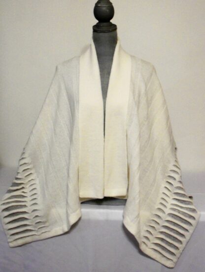 OMG! The McConnell Woollen Mills Atlantic Cardigan - Cream