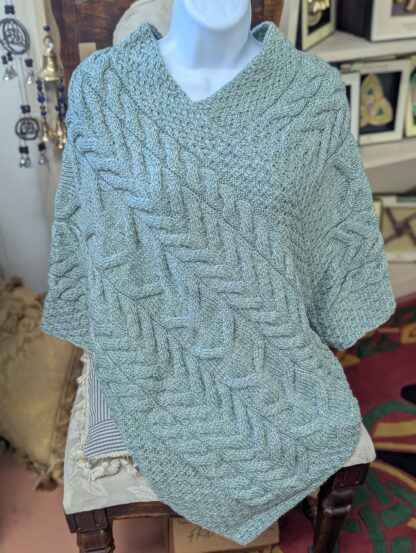 Triangular Poncho